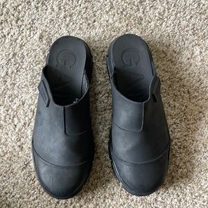 Ganni Black Rubber Clogs